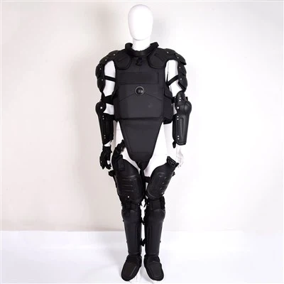 Pulizija Irvell Suit